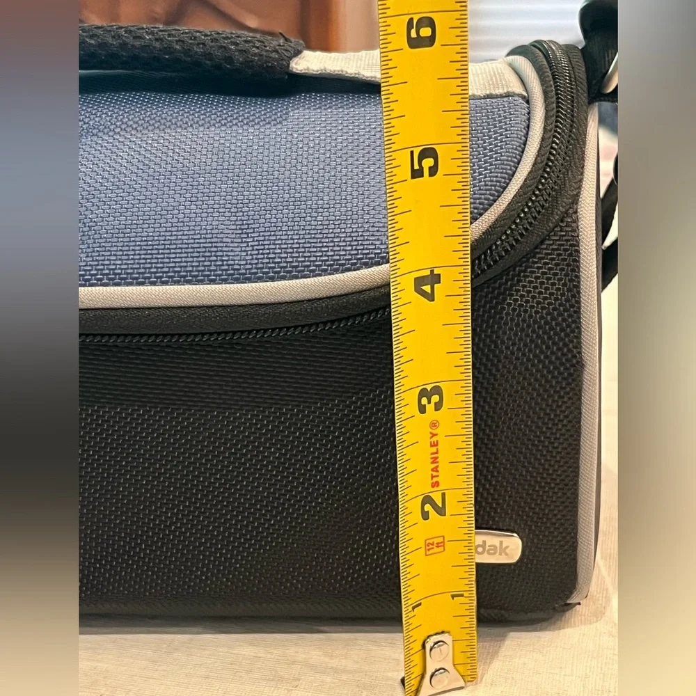 Vintage Y2K style Kodak camera, lense, accessories case bag. GUC!